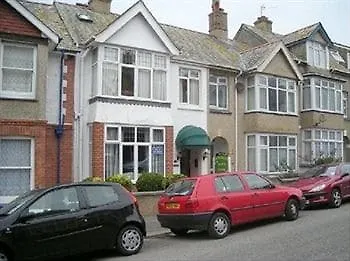 Pengilley Guest House